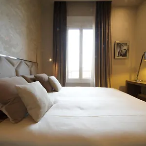 https://vittoriano-luxury-suites.it-romehotels.com