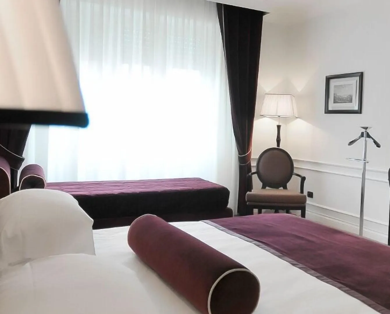 Grand Hotel Oriente Неаполь 4*,  Италия